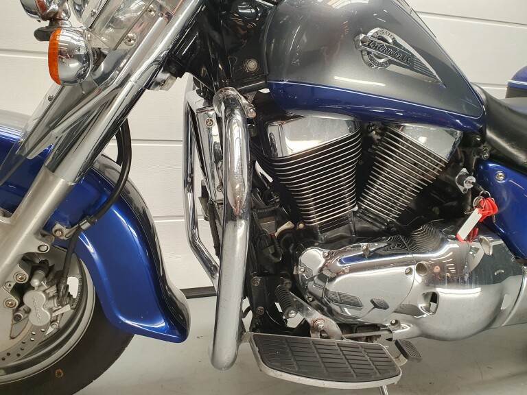 Suzuki VL 1500 INTRUDER foto 5
