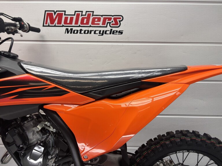 KTM 125 SX EFI foto 4