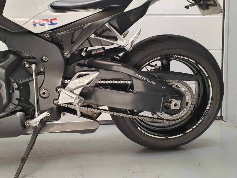 Honda CBR 1000 RR foto 8