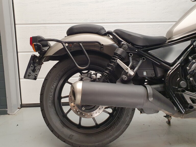 Honda CMX 500 REBEL foto 7