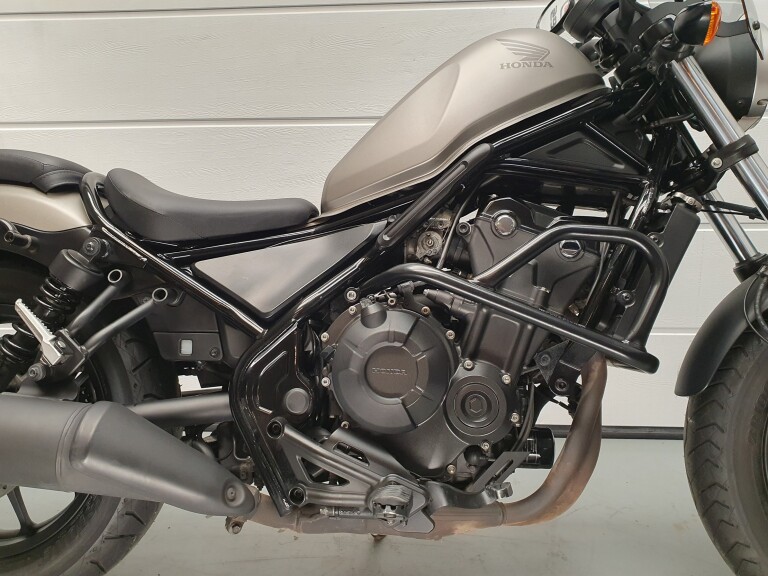 Honda CMX 500 REBEL foto 8