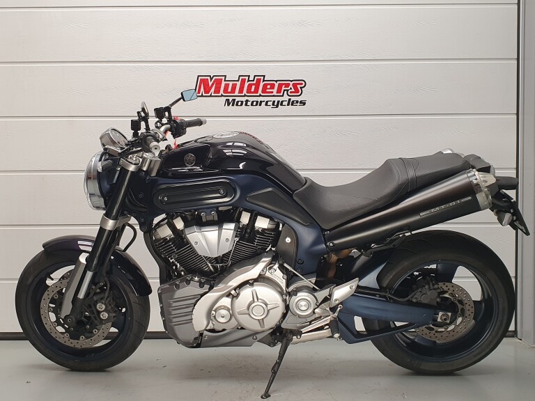 Yamaha MT 01 foto 2