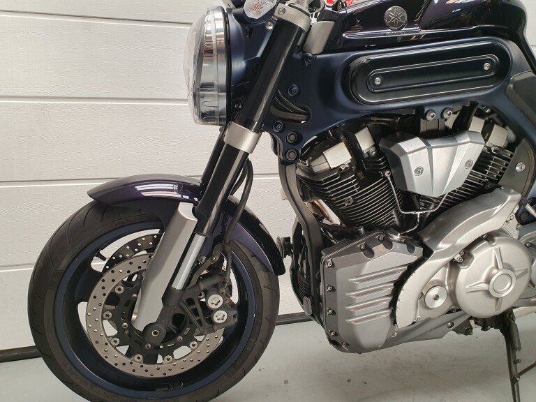 Yamaha MT 01 foto 3