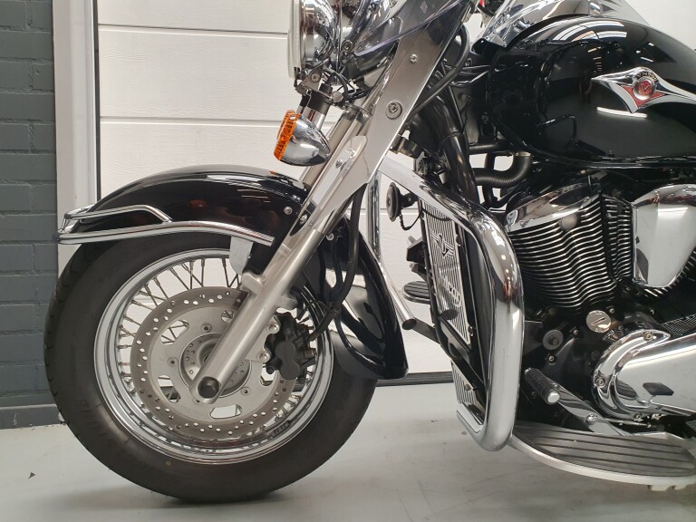 Kawasaki VN 900 CLASSIC foto 4