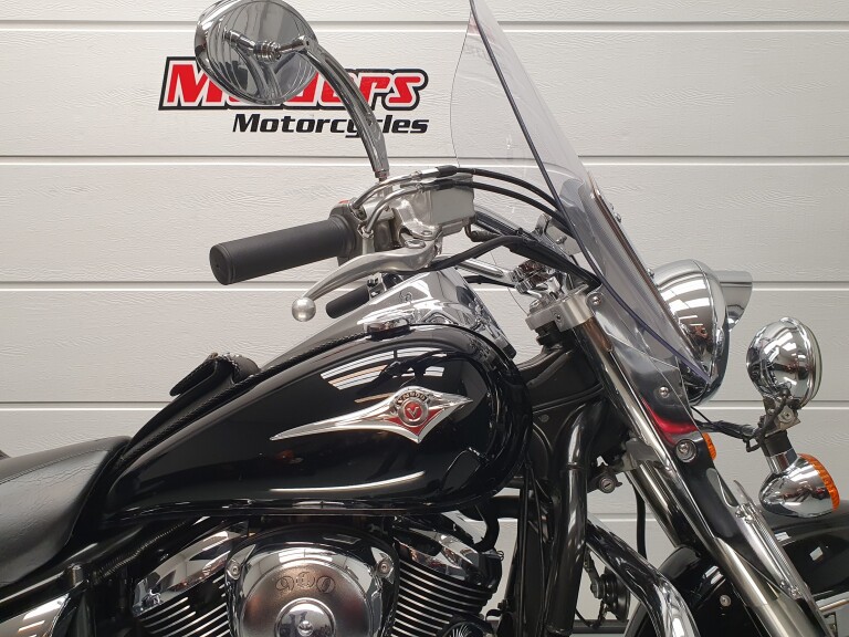 Kawasaki VN 900 CLASSIC foto 8