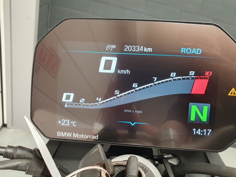 BMW F 900 R foto 15