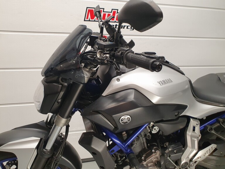 Yamaha MT 07 ABS foto 3