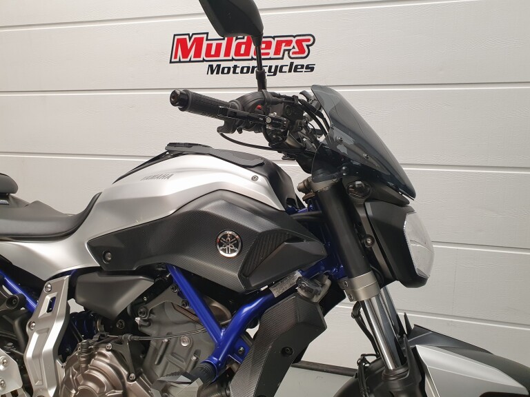 Yamaha MT 07 ABS foto 11