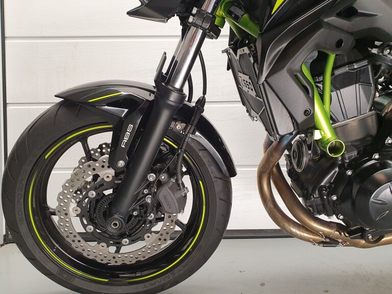 Kawasaki Z 650 foto 4