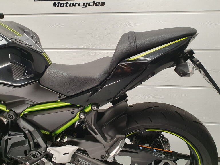 Kawasaki Z 650 foto 6
