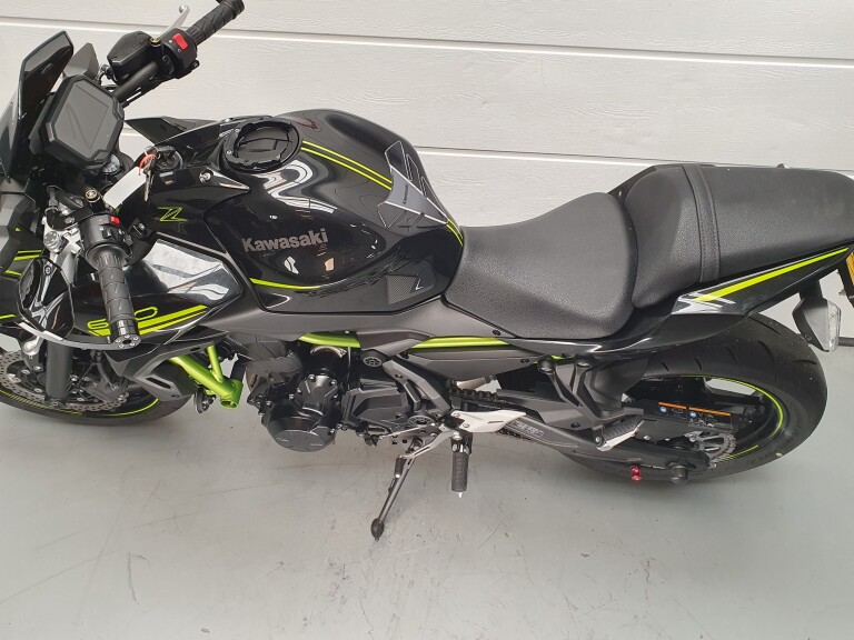 Kawasaki Z 650 foto 8