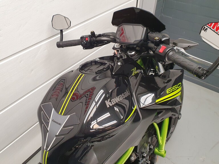 Kawasaki Z 650 foto 13