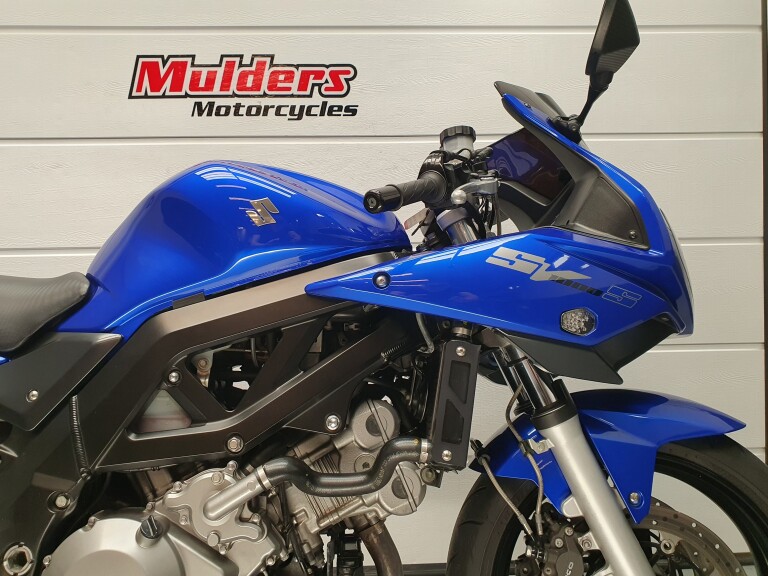 Suzuki SV 1000 S foto 5