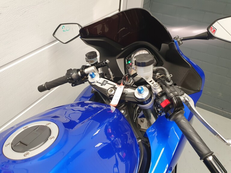 Suzuki SV 1000 S foto 7