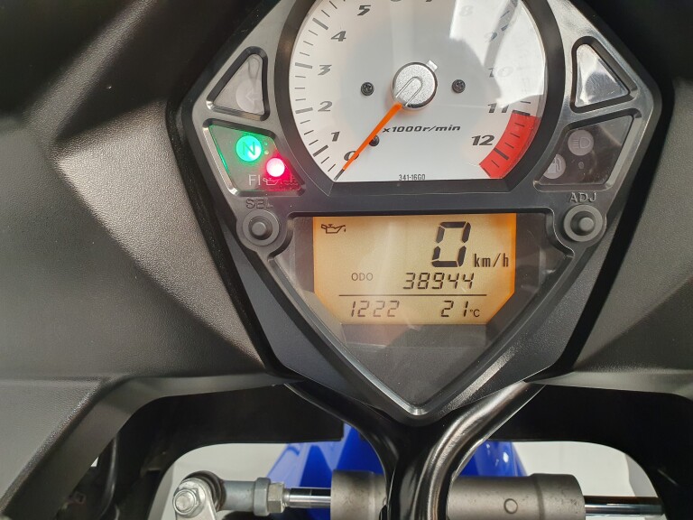 Suzuki SV 1000 S foto 13