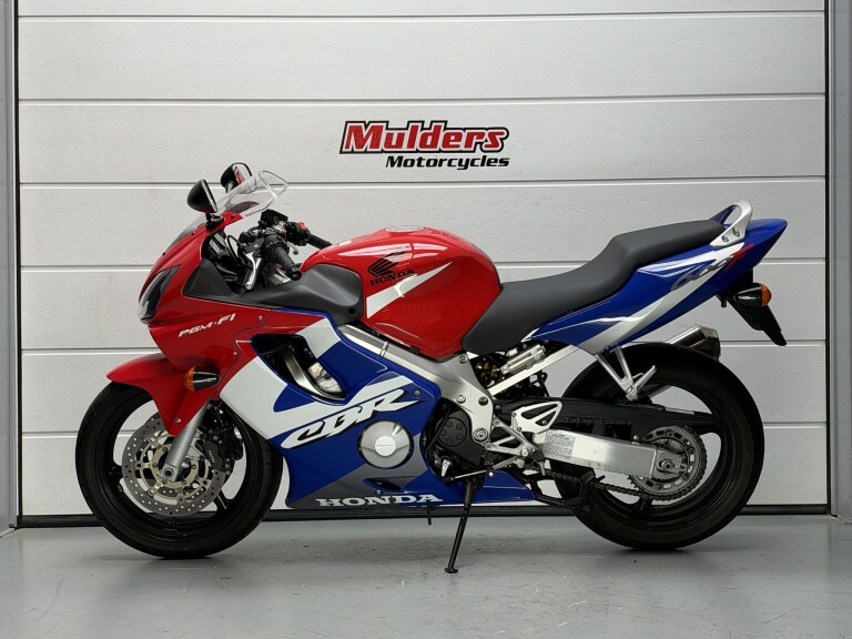 Honda CBR 600 F foto 2