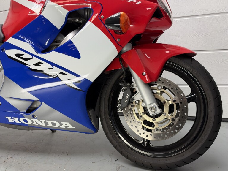 Honda CBR 600 F foto 8