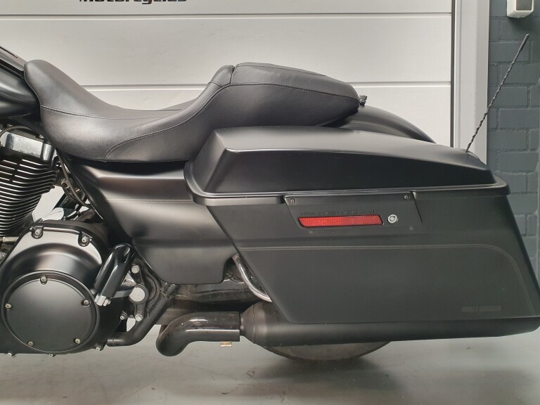 Harley-Davidson FLHXI STREET GLIDE foto 7