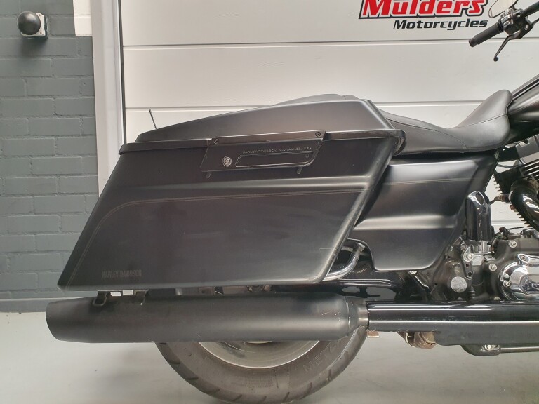 Harley-Davidson FLHXI STREET GLIDE foto 8