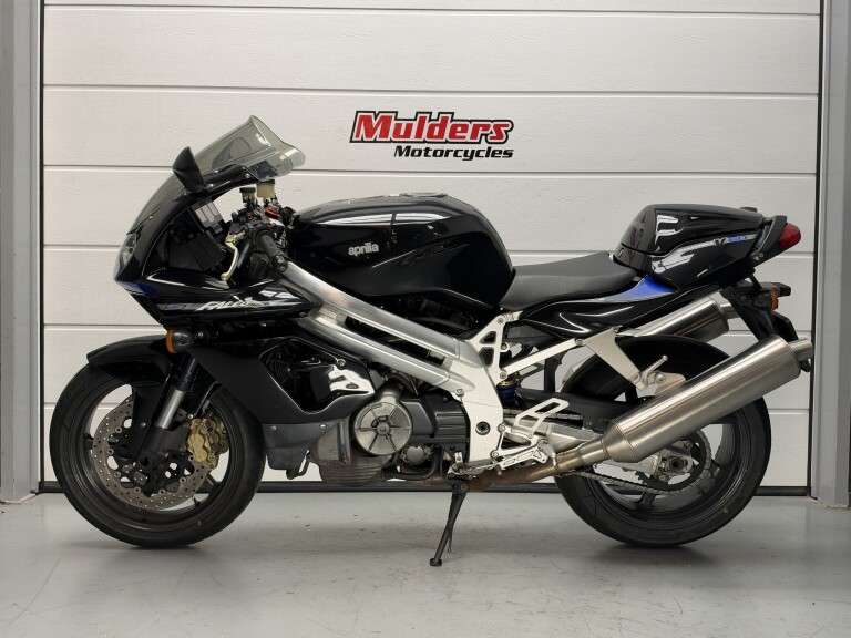 Aprilia SL 1000 FALCO foto 2