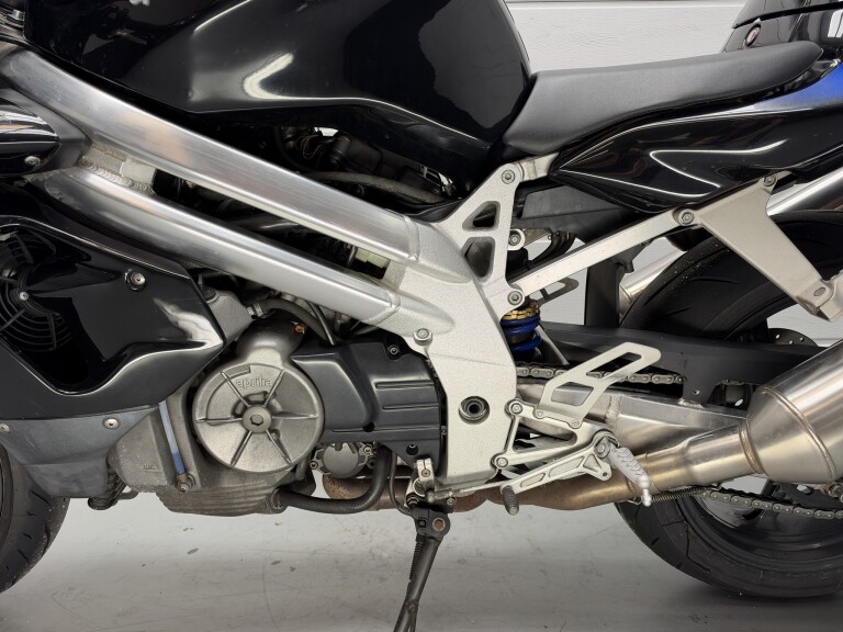 Aprilia SL 1000 FALCO foto 5