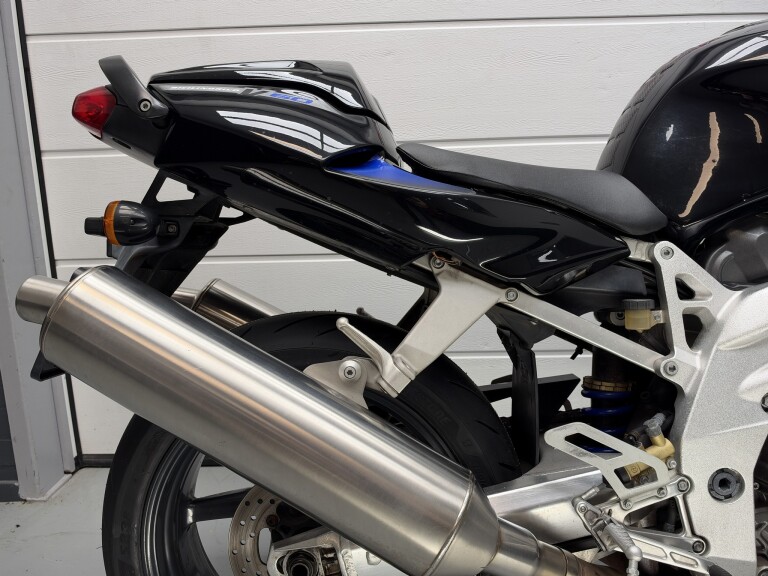 Aprilia SL 1000 FALCO foto 6
