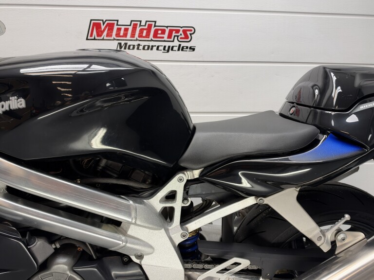 Aprilia SL 1000 FALCO foto 7