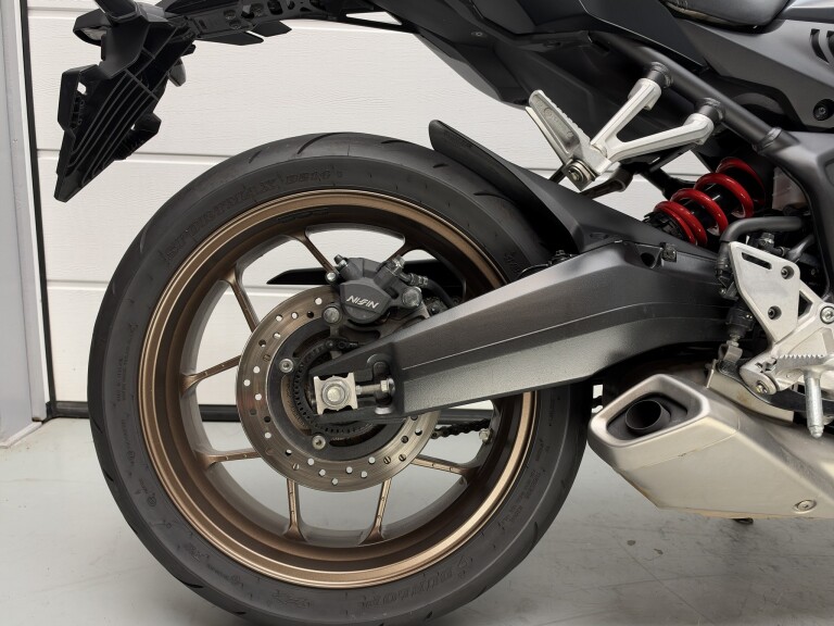 Honda CB 650 RA foto 3