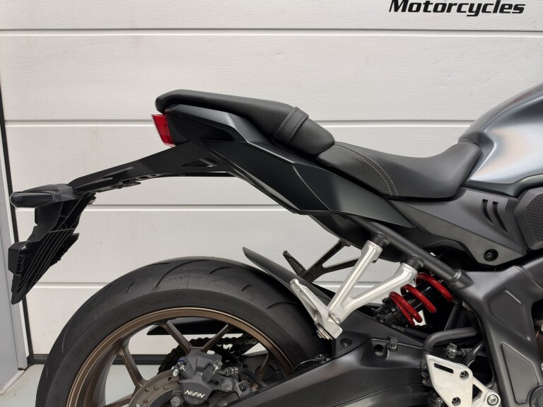 Honda CB 650 RA foto 4