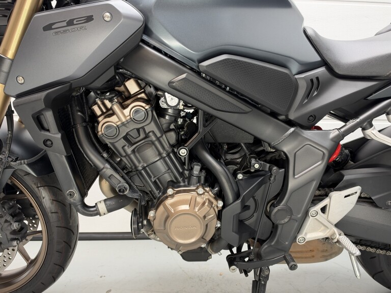 Honda CB 650 RA foto 12