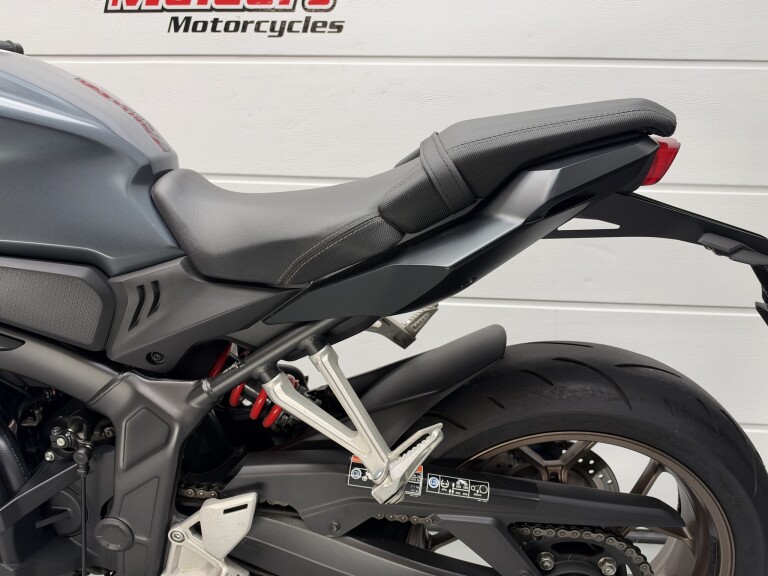 Honda CB 650 RA foto 13