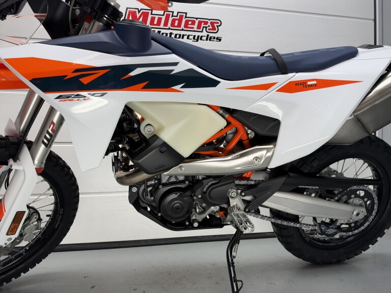 KTM 690 RALLY foto 5