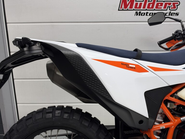 KTM 690 RALLY foto 8