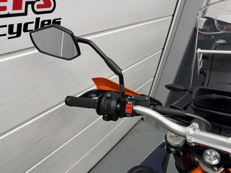 KTM 690 RALLY foto 15