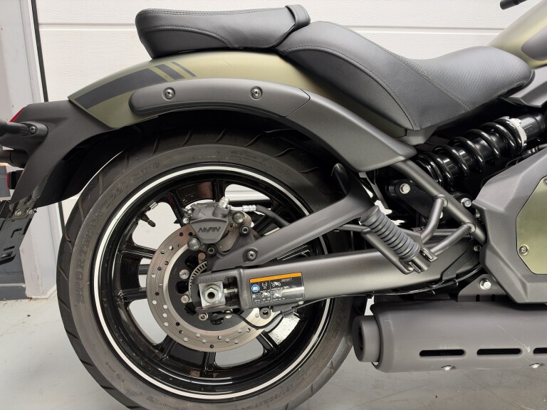 Kawasaki VULCAN S foto 3