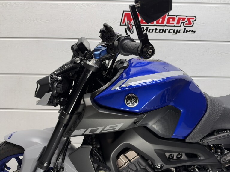 Yamaha MT 09 ABS foto 3