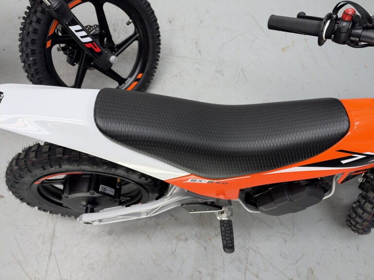 KTM SX-E 2 en 2.12 foto 8