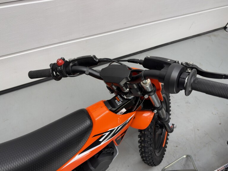 KTM SX-E 2 en 2.12 foto 10