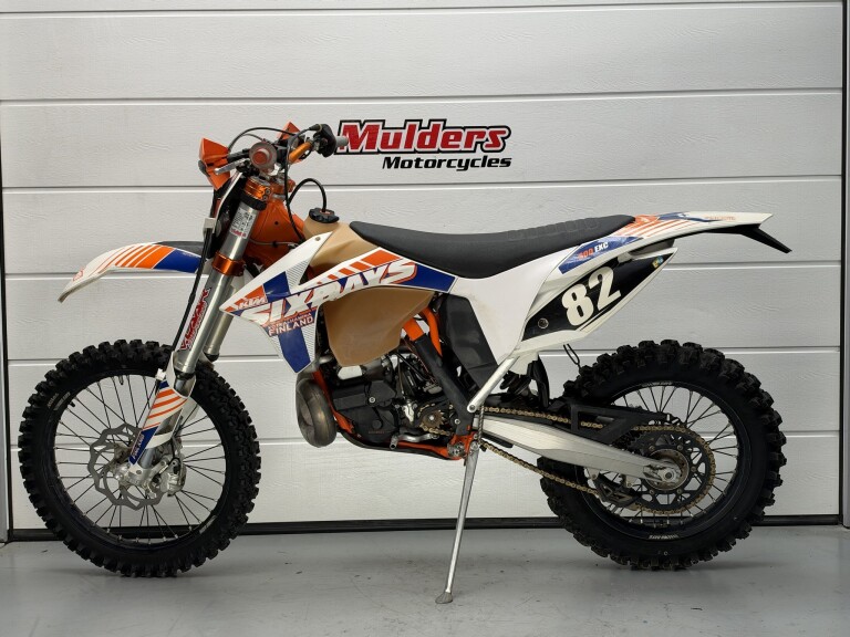 KTM 300 EXC SIX-DAYS foto 2