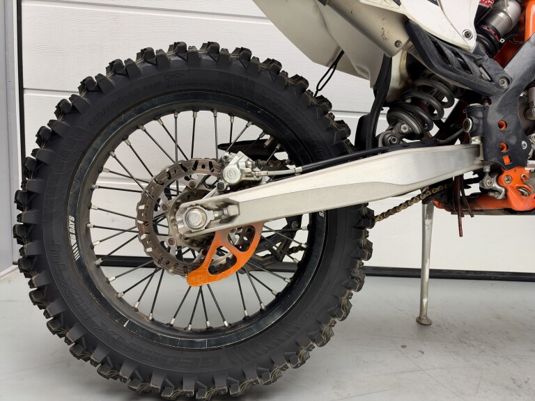 KTM 300 EXC SIX-DAYS foto 9